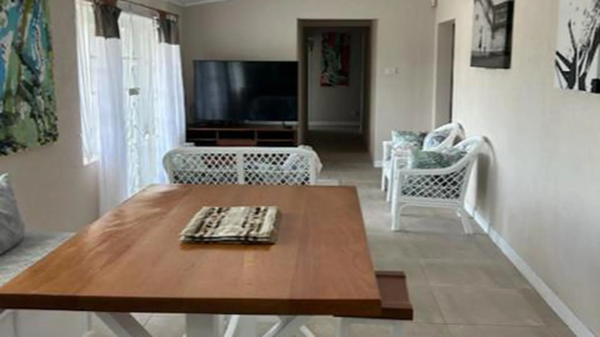 Welcome To Hope Winds, A Charming Property Ranch-Style House On A Seren Christ Church 0*,  Barbados