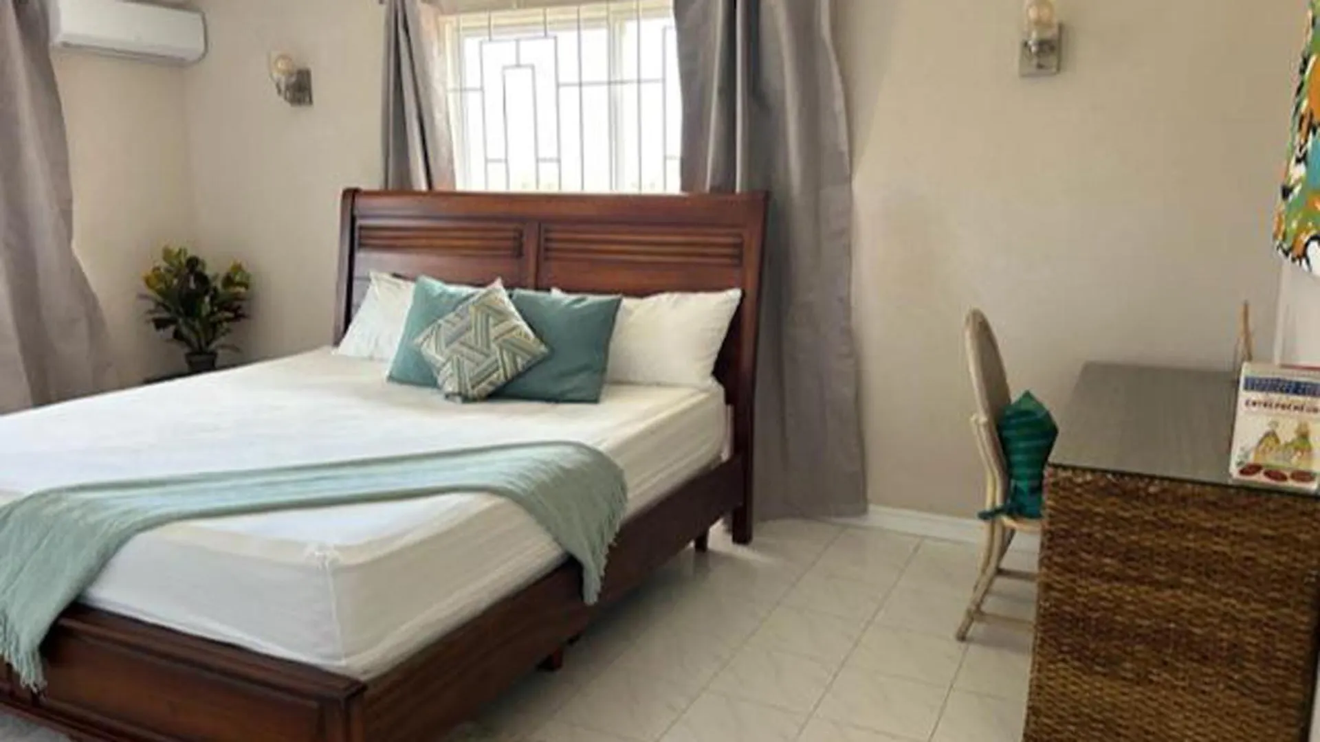 Semesterbostad Welcome To Hope Winds, A Charming Property Ranch-Style House On A Seren Christ Church